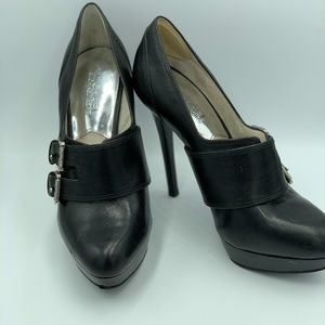 Michael Kors Black Leather Heels Size 7 1/2
